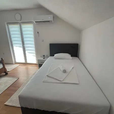 Apartamento Adi