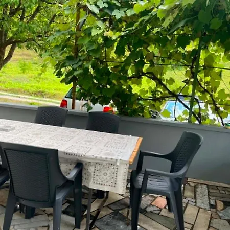Adi *